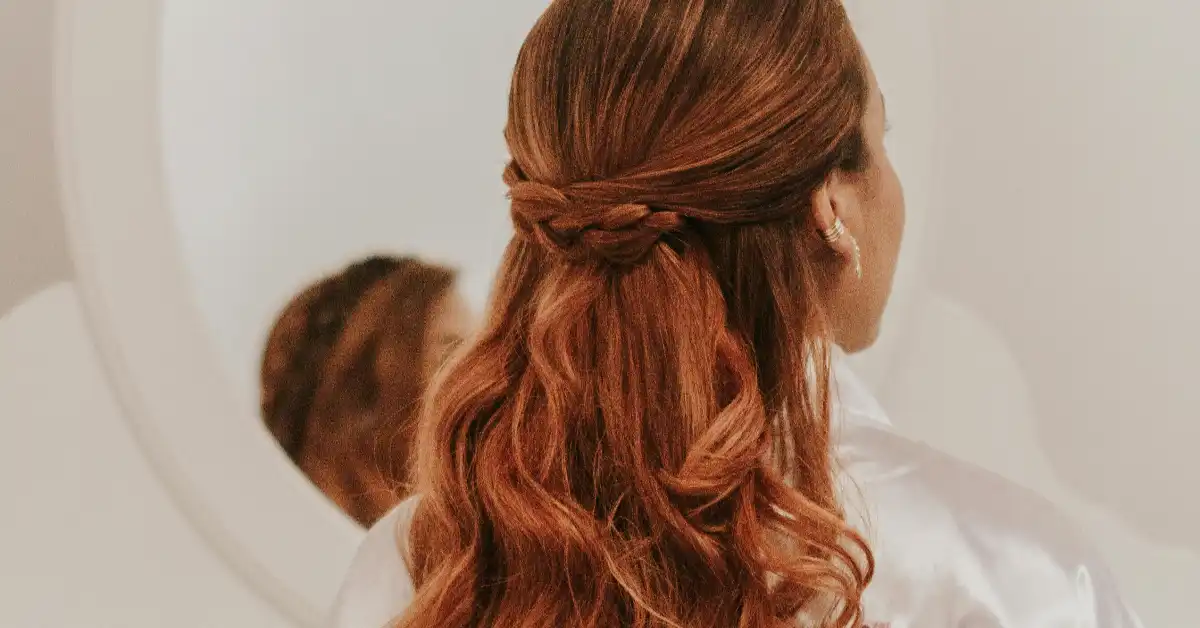 32+ Bridesmaid Hairstyles You’ll Fall In&hellip;